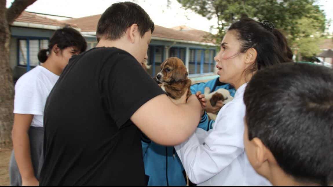 Özel Eğitim Öğrencilerimiz Hayvan Bakım ve Tedavi Merkezini ziyaret etti.